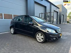 Zwart Gebruikt 2009 Mercedes B150 Business MPV | € 5.250 (Eerlijke prijs)