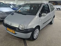 Grijs Gebruikt 2007 Renault Twingo Expression Hatchback | € 2.450 (Iets duurder)