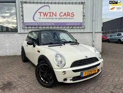 Wit Gebruikt 2005 Mini Cooper Pepper Hatchback | € 995 (Goede deal)
