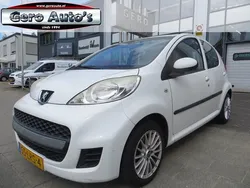 Wit Gebruikt 2010 Peugeot 107 Hatchback | € 2.500 (Eerlijke prijs)