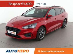 Rood Gebruikt 2022 Ford Focus ST-Line Stationwagen | € 19.949 (Eerlijke prijs)