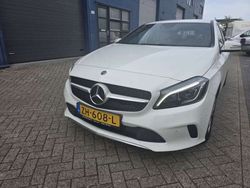 Wit Gebruikt 2017 Mercedes A180 Prestige Stationwagen | € 17.500 (Eerlijke prijs)