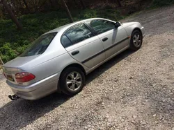Grijs Gebruikt 2001 Toyota Avensis Terra Sedan | € 2.999 (Eerlijke prijs)