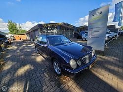 Blauw Gebruikt 2000 Mercedes 240 Avantgarde Stationwagen | € 3.799