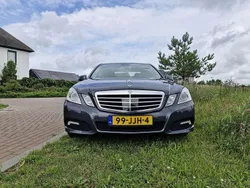 Grijs Gebruikt 2009 Mercedes E350 Avantgarde Sedan | € 9.750 (Super prijs)