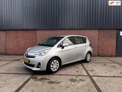 Grijs Gebruikt 2012 Toyota Verso-S MPV | € 9.995 (Eerlijke prijs)