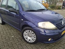 Blauw Gebruikt 2005 Citroën C3 Attraction Hatchback | € 999