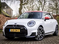 Wit Gebruikt 2024 Mini John Cooper Works Hatchback | € 37.950