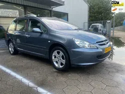 Grijs Gebruikt 2005 Peugeot 307 Premium Stationwagen | € 2.250 (Iets duurder)