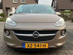 Bruin Gebruikt 2016 Opel Adam Hatchback | € 8.750 (Eerlijke prijs)