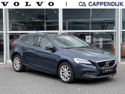 Blauw Gebruikt 2019 Volvo V40 CC Stationwagen | € 18.854 (Goede deal)