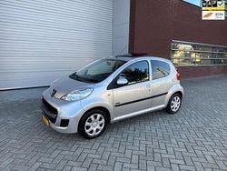 Grijs Gebruikt 2011 Peugeot 107 Sportium Hatchback | € 4.699 (Eerlijke prijs)