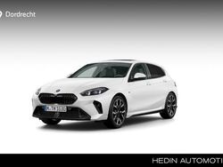 Wit Nieuw 2025 BMW 120 M Sport Hatchback | € 53.147 (Eerlijke prijs)