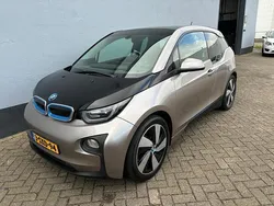 Grijs, metallic lak Gebruikt 2013 BMW i3 Basis Hatchback | € 8.450 (Goede deal)