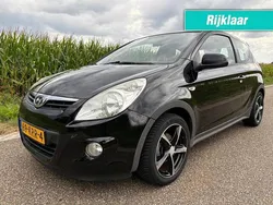Zwart Gebruikt 2010 Hyundai i20 Dynamiq Hatchback | € 2.990 (Eerlijke prijs)