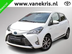 Wit Gebruikt 2020 Toyota Yaris Hybrid Hatchback | € 17.950 (Eerlijke prijs)