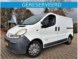 Wit Gebruikt 2005 Nissan Primastar MPV | € 8.495