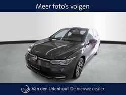 Grijs Gebruikt 2022 VW Golf VIII Style Hatchback | € 26.740 (Goede deal)