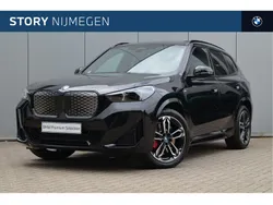 Zwart Gebruikt 2025 BMW iX1 M Sport SUV | € 56.536