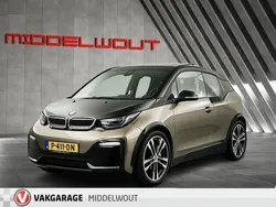 Bruin, metallic lak Gebruikt 2020 BMW i3 Comfort Edition Hatchback | € 23.950 (Eerlijke prijs)