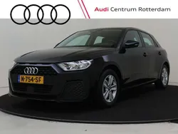 Zwart Gebruikt 2022 Audi A1 Sportback Proline Hatchback | € 20.450 (Eerlijke prijs)