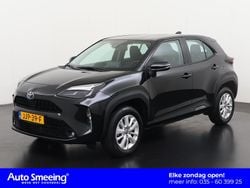 Zwart Gebruikt 2022 Toyota Yaris Cross Active SUV | € 24.690 (Goede deal)