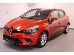 Rood Gebruikt 2019 Renault Clio Life Hatchback | € 8.949