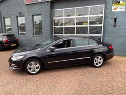 Zwart Gebruikt 2009 VW CC Sedan | € 5.250