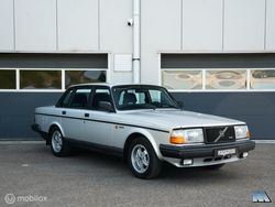 Grijs Gebruikt 1989 Volvo 240 Sedan | € 18.999