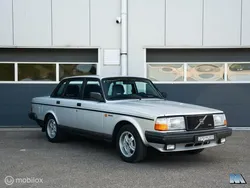 Grijs Gebruikt 1989 Volvo 240 Sedan | € 20.500