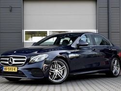 Blauw Gebruikt 2016 Mercedes E220 AMG line Sedan | € 25.900 (Eerlijke prijs)