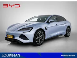 Blauw metallic Gebruikt 2024 BYD Seal Design Sedan | € 40.945 (Eerlijke prijs)