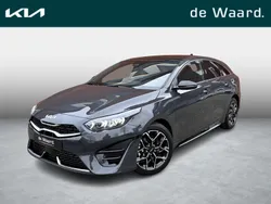 Grijs, metallic lak Gebruikt 2024 Kia ProCeed 4 Hatchback | € 36.950 (Eerlijke prijs)
