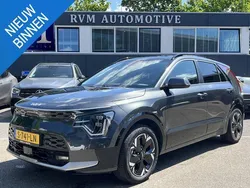 Grijs Gebruikt 2023 Kia e-Niro 2 SUV | € 31.899 (Goede deal)