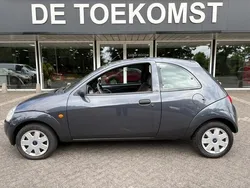 Grijs Gebruikt 2007 Ford Ka Hatchback | € 1.950 (Duur)