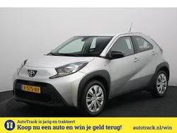 Grijs Gebruikt 2023 Toyota Aygo Play Hatchback | € 16.845 (Goede deal)