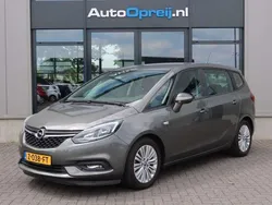 Grijs, metallic lak Gebruikt 2018 Opel Zafira Tourer Business MPV | € 17.695 (Eerlijke prijs)