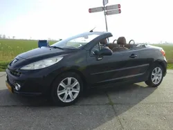 Zwart Gebruikt 2007 Peugeot 207 CC Cabriolet | € 2.750 (Iets duurder)