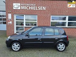 Zwart Gebruikt 2007 Renault Clio II Campus Hatchback | € 2.450 (Eerlijke prijs)