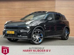 Zwart Gebruikt 2023 Lynk & Co 01 SUV | € 29.900 (Eerlijke prijs)