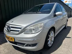 Grijs Gebruikt 2006 Mercedes B200 MPV | € 3.999 (Eerlijke prijs)