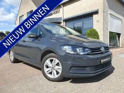 Grijs Gebruikt 2020 VW Touran Comfortline MPV | € 22.750