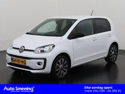 Pure white (0q0q) Gebruikt 2022 VW up! Active Hatchback | € 15.295 (Eerlijke prijs)