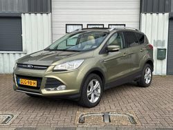 Groen, metallic lak Gebruikt 2015 Ford Kuga Titanium SUV | € 12.950 (Goede deal)
