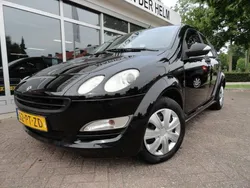 Zwart Gebruikt 2004 Smart ForFour Hatchback | € 1.499 (Eerlijke prijs)