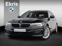 Saphirschwarz metallic (475) (zwart metallic) Gebruikt 2019 BMW 530 Comfort Edition Stationwagen | € 32.900 (Eerlijke prijs)