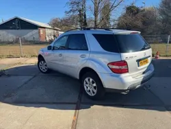 Zilver Gebruikt 2007 Mercedes ML280 SUV | € 8.000 (Eerlijke prijs)