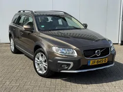 Bruin Gebruikt 2016 Volvo XC70 Summum SUV | € 16.950 (Eerlijke prijs)