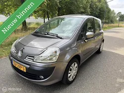 Grijs Gebruikt 2010 Renault Grand Modus Expression MPV | € 4.499 (Eerlijke prijs)