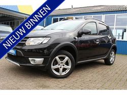 Zwart Gebruikt 2016 Dacia Sandero Prestige Hatchback | € 7.333 (Iets duurder)